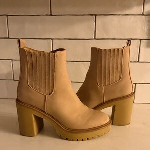 DV by Dolce Vita Beige Heeled Boots